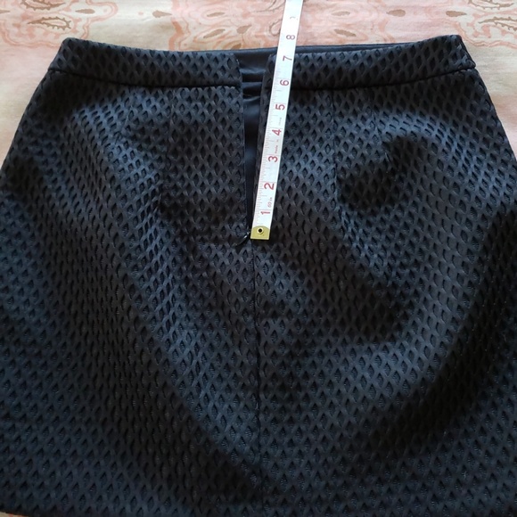 Express Black Miniskirt - Picture 6 of 7